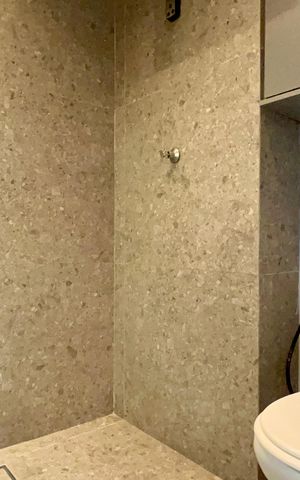 Studio para alugar com 30m², 1 quarto e sem vaga Studio para alugar com 30m², 1 quarto e sem vagaBanheiro