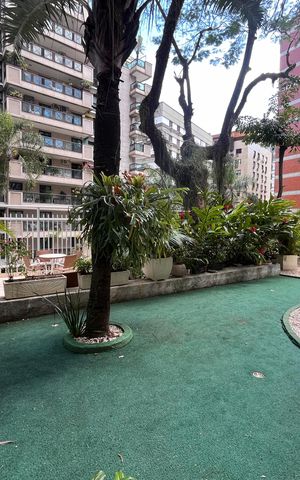 Apartamento à venda com 101m², 3 quartos e 2 vagas Apartamento à venda com 101m², 3 quartos e 2 vagasÁrea comum - Playground