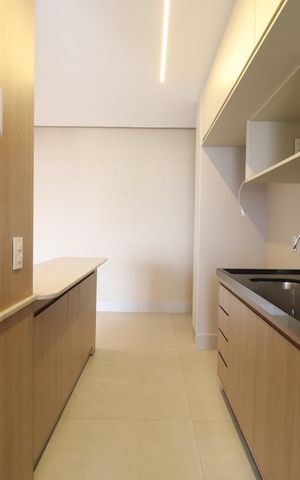 Apartamento para alugar com 83m², 2 quartos e 2 vagasCozinha