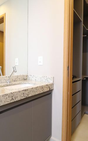 Apartamento para alugar com 83m², 2 quartos e 2 vagasBanheiro do Quarto 1