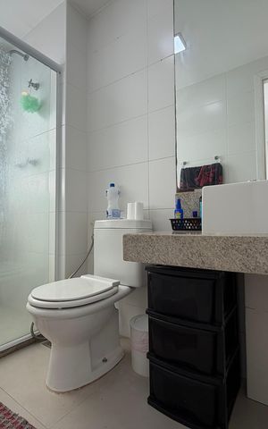 Apartamento para alugar com 74m², 2 quartos e 1 vagaBanheiro da suíte 1