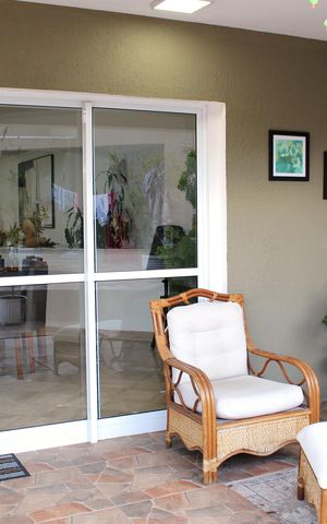 Casa à venda com 390m², 4 quartos e 2 vagasÁrea externa