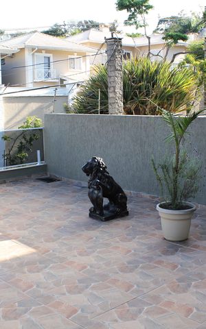 Casa à venda com 390m², 4 quartos e 2 vagasQuintal