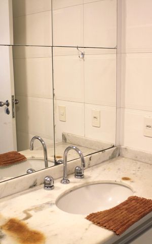 Casa à venda com 390m², 4 quartos e 2 vagasBanheiro da Suíte 2