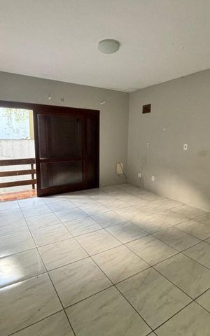 Casa para alugar com 418m², 4 quartos e 4 vagas
