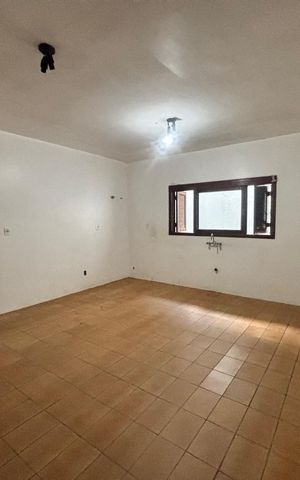 Casa para alugar com 418m², 4 quartos e 4 vagas