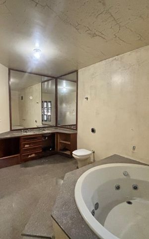 Casa para alugar com 418m², 4 quartos e 4 vagas