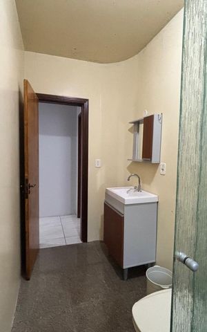 Casa para alugar com 418m², 4 quartos e 4 vagas