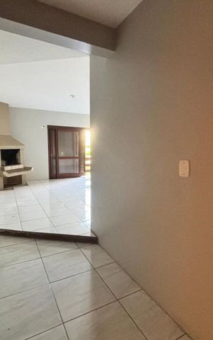 Casa para alugar com 418m², 4 quartos e 4 vagas