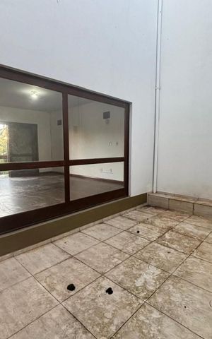Casa para alugar com 418m², 4 quartos e 4 vagas