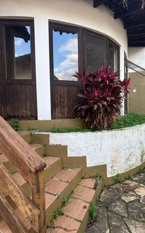 Casa para alugar com 418m², 4 quartos e 4 vagas