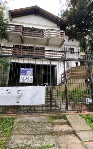 Casa para alugar com 418m², 4 quartos e 4 vagas Casa para alugar com 418m², 4 quartos e 4 vagasPlaca instalada em 04/08/2026 com o código HIDC-199