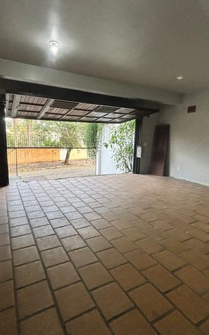 Casa para alugar com 418m², 4 quartos e 4 vagas