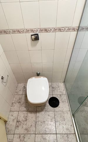 Casa para alugar com 69m², 2 quartos e 2 vagas Casa para alugar com 69m², 2 quartos e 2 vagasBanheiro 1