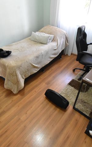 Casa à venda com 166m², 4 quartos e 2 vagasQuarto 3