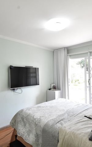Casa à venda com 166m², 4 quartos e 2 vagasSuíte
