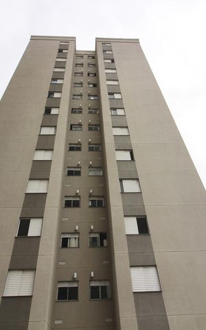 Apartamento para alugar com 76m², 2 quartos e 1 vaga Apartamento para alugar com 76m², 2 quartos e 1 vagaFachada