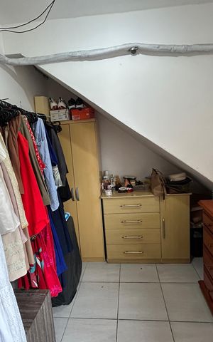 Casa à venda com 240m², 3 quartos e 2 vagasCloset do Quarto 3 - Suíte
