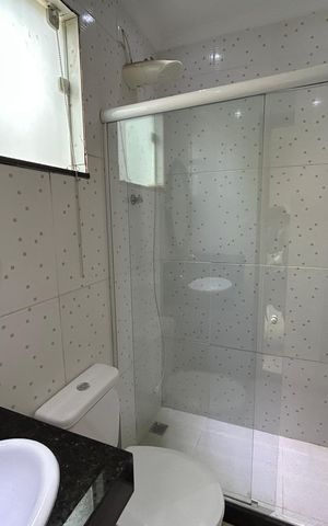 Casa à venda com 240m², 3 quartos e 2 vagasBanheiro 2