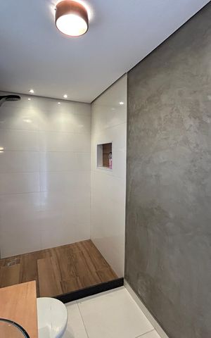 Casa à venda com 240m², 3 quartos e 2 vagasBanheiro 3