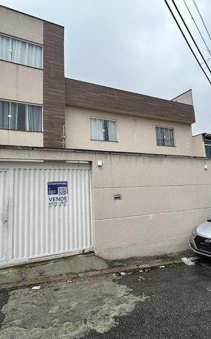 Casa à venda com 240m², 3 quartos e 2 vagasFachada + Placa