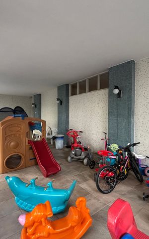 Apartamento para alugar com 165m², 3 quartos e 2 vagas Apartamento para alugar com 165m², 3 quartos e 2 vagasÁrea comum