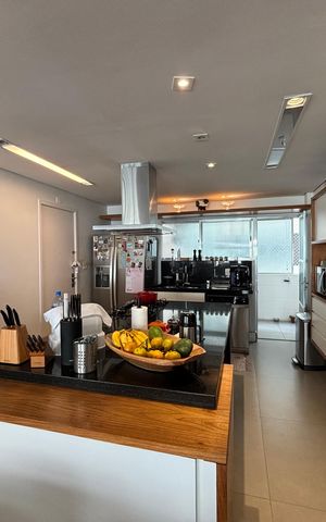 Apartamento para alugar com 165m², 3 quartos e 2 vagas Apartamento para alugar com 165m², 3 quartos e 2 vagasCozinha