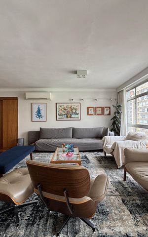 Apartamento para alugar com 165m², 3 quartos e 2 vagas Apartamento para alugar com 165m², 3 quartos e 2 vagasSala