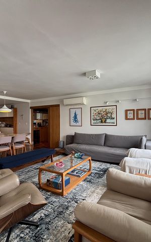 Apartamento para alugar com 165m², 3 quartos e 2 vagas Apartamento para alugar com 165m², 3 quartos e 2 vagasSala