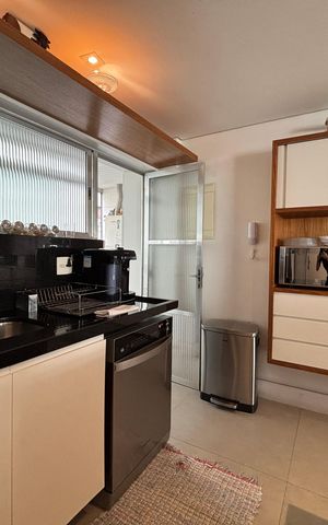 Apartamento para alugar com 165m², 3 quartos e 2 vagas Apartamento para alugar com 165m², 3 quartos e 2 vagasCozinha