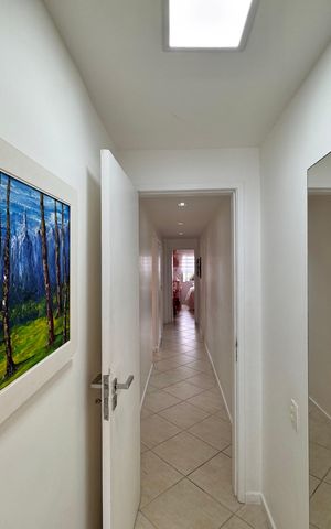 Apartamento à venda com 156m², 3 quartos e 2 vagas Apartamento à venda com 156m², 3 quartos e 2 vagasSuíte