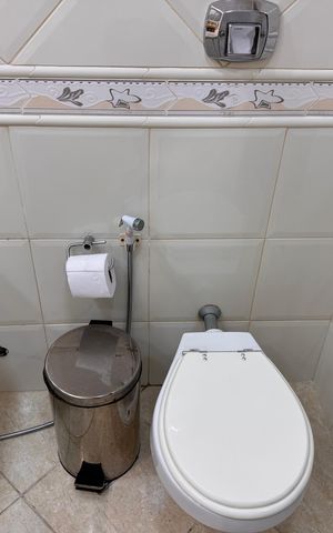 Apartamento à venda com 156m², 3 quartos e 2 vagas Apartamento à venda com 156m², 3 quartos e 2 vagasBanheiro Social