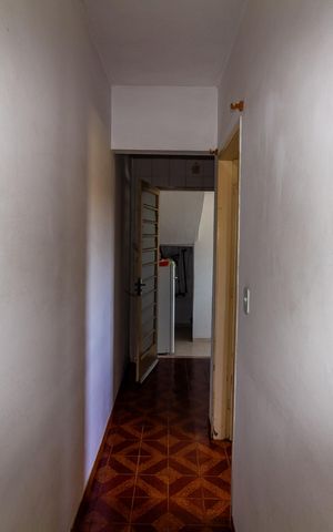 Casa para alugar com 80m², 3 quartos e 1 vaga Casa para alugar com 80m², 3 quartos e 1 vagaCasa 1 Corredor