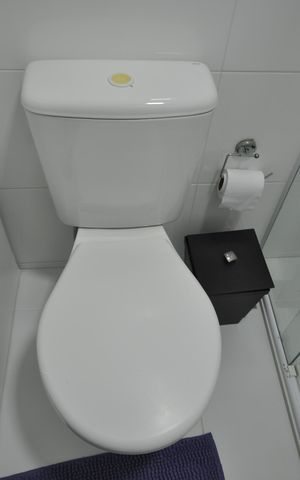 Casa de condomínio à venda com 145m², 3 quartos e 3 vagasBanheiro Social