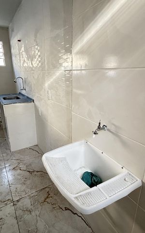 Casa para alugar com 60m², 2 quartos e sem vagaÁrea de Serviço