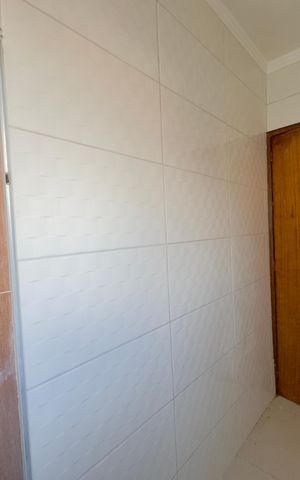Casa para alugar com 130m², 2 quartos e 1 vaga Casa para alugar com 130m², 2 quartos e 1 vagaBanheiro 1