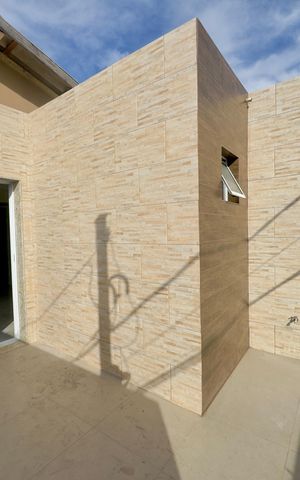 Casa para alugar com 130m², 2 quartos e 1 vaga Casa para alugar com 130m², 2 quartos e 1 vagaSacada