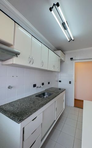 Apartamento à venda com 54m², 2 quartos e 1 vagaCozinha e Área de Serviço