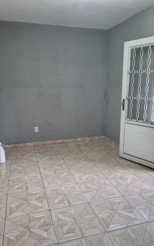 Casa à venda com 200m², 4 quartos e 2 vagasVaranda