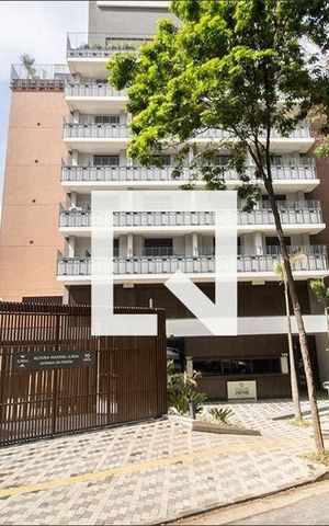 Studio para alugar com 28m², 1 quarto e sem vaga Studio para alugar com 28m², 1 quarto e sem vagaFachada