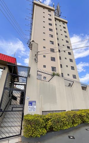 Apartamento para alugar com 65m², 2 quartos e 1 vagaFachada + plaquinha