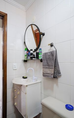 Apartamento para alugar com 65m², 2 quartos e 1 vagaBanheiro