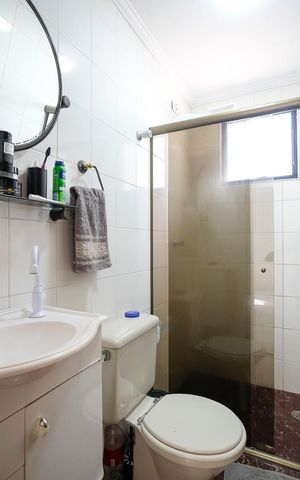 Apartamento para alugar com 65m², 2 quartos e 1 vagaBanheiro