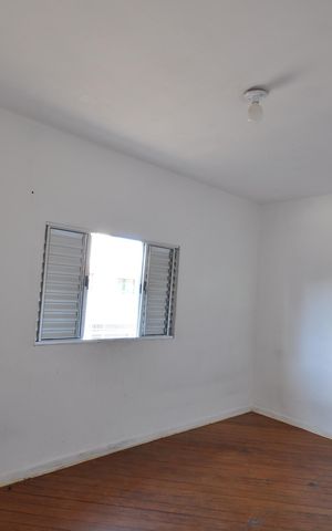 Casa para alugar com 150m², 2 quartos e 1 vagaSala/Quarto