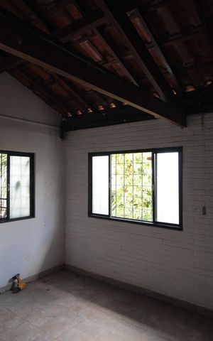 Casa para alugar com 360m², 6 quartos e 4 vagasEscritório