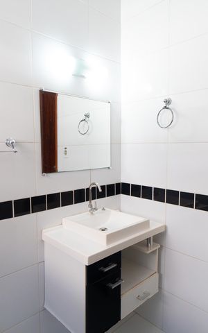 Casa à venda com 184m², 3 quartos e 2 vagasBanheiro Social