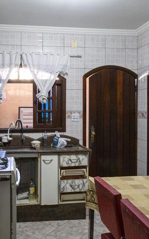 Casa para alugar com 350m², 5 quartos e 2 vagasCozinha