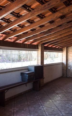 Casa para alugar com 350m², 5 quartos e 2 vagasVaranda