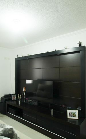Apartamento à venda com 94m², 4 quartos e 1 vaga Apartamento à venda com 94m², 4 quartos e 1 vagaSala de TV
