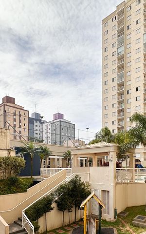 Apartamento à venda com 55m², 2 quartos e 1 vaga Apartamento à venda com 55m², 2 quartos e 1 vagaVista da Sacada